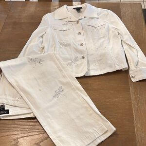 Mine White Jacket and Pants Set